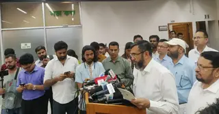 বিনা প্রতিদ্বন্দ্বিতায় কেউ নির্বাচিত হতে পারবে না: ইসি সানাউল্লাহ